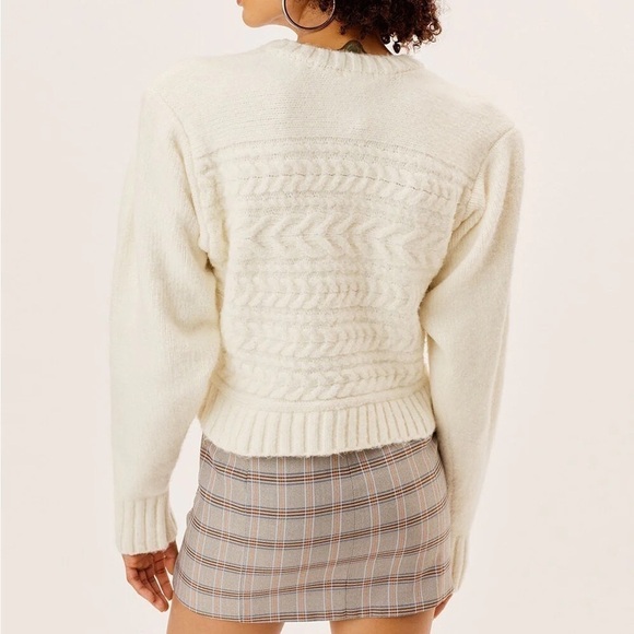 FOR Love and Lemons Ivory Dominique Cable Knit Shoulder pads Sweater size Medium - Picture 9 of 15